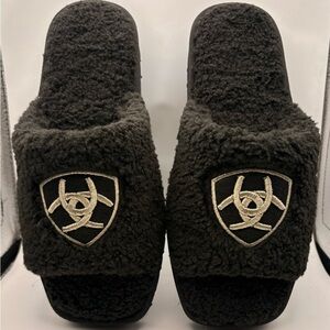Ariat Black Fleece Slide Slippers with Embroidered Shield